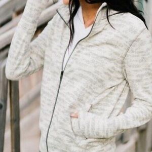 ZYIA ACTIVE • Women’s Ivory Grey Textured Full Zip Jacket